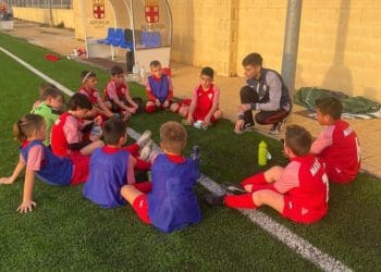 Victoria Prebenjamín B frente a las Marinas B