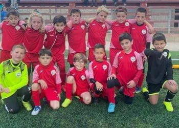 Victoria del Prebenjamín “B” en la jornada 21 frente al C.D EDA C.F por (2-3) tras un partido muy disputado.