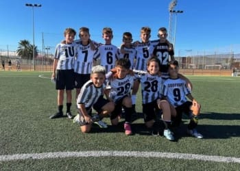 El alevin A no pudo en su visita con el Villa de Albox y pierde su partido por 4 a 2 . A seguir luchando !