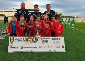 Nuestro Prebenjamin A , termina NijarCup jugando con las mejores canteras y solo perdiendo con el Valencia, el campeón del torneo. Gran experiencia en un gran torneo