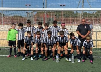 El alevín de 3ª no pudo con el Cuevas CF que se hizo con la victoria por 0 a 2 . A seguir luchando equipo !