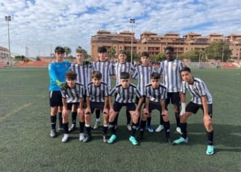 Victoria a domicilio de nuestro infantil autonómico frente a la UD Ciudad de Roquetas por 1 a 2 . Vamos equipo !