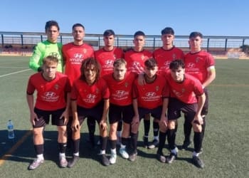 El Juvenil A de división de honor se hace con la victoria en casa por 2 a 1 frente al Sporting Atl. de Ceuta tras un gran partido de los pupilos de Pablo Hernández . Vamos Cañada !
