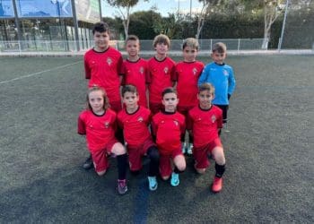 El benjamín de 2ª se hace con la victoria por 2 a 6 en su visita al Club Natación . Vamos !