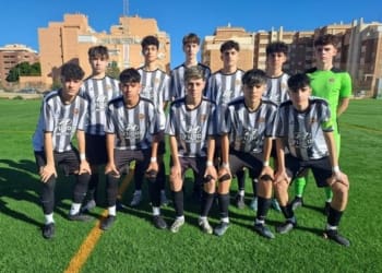 El cadete preferente se hace con la victoria a domicilio por 0 a 3 frente a la UDC Pavía . Vamos equipo !