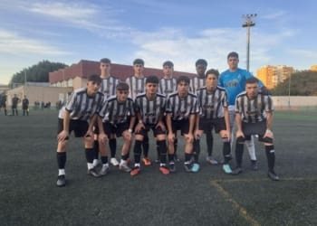 El juvenil B de liga Nacional no pudo traerse ningún punto , del siempre difícil campo del Tiro Pichon que se hizo con la victoria por 2 a 1 . A seguir luchando equipo !