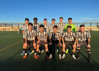 El juvenil B de liga nacional consigue un gran empate frente al Malaga CF . Vamos equipo , si se puede !