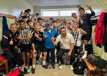 El juvenil C se hace con la victoria en casa por 4 a 1 frente a la AD Parador . Enhorabuena equipo !