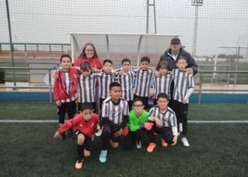 No pudo ser y el benjamín de 4ª no pudo en casa frente al CD Eda que se llevó los tres puntos . A seguir luchando !