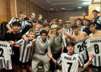 Victoria del Juvenil C por 0 a 3 en su visita al CD Oriente . Vamos equipo !