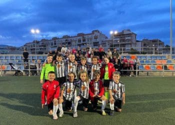 El prebenjamin A de José María sigue su imparable racha y se trae la victoria por por 0 a 4 tras ganar la UD Ciudad de Roquetas . Enhorabuena equipo !