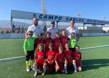 El prebenjamin A se impone con autoridad en su visita a la Mojonera CF. Enhorabuena equipo !