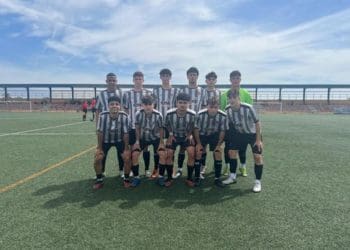Enhorabuena al juvenil B de Liga Nacional de José María que consigue la permanencia en la última jornada de liga tras ganar por 2 a 0 al CD Pvo Ejido . Esto hace también que el juvenil C logre el ascenso a preferente tras quedar primeros de su grupo. Vamos Cañada !