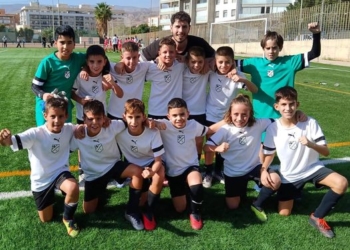 Grandísima victoria de nuestro equipo en un partido muy disputado ante el Loma de Acosta Orgullosos de vosotros