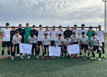 Gran victoria de nuestro cadete en casa ante el @cnalmeriafutbol para seguir en los puestos altos de la tabla. A seguir trabajando chavales
