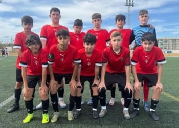 Gran victoria de nuestro infantil 3ª ante el @escuelaedafutbol por 1-3. A seguir jugando y compitiendo de esta manera