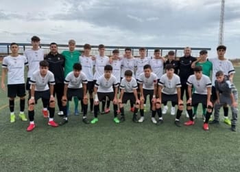 Gran victoria de nuestro cadete en casa ante el @adp.parador para seguir en los puestos altos de la tabla. A seguir trabajando chavales